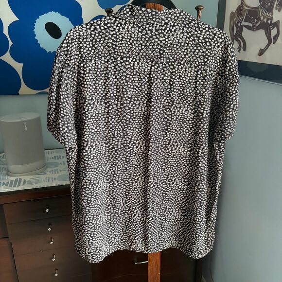 Women's Soft Draped Rayon Black & White Micro Floral Button Up Blouse size XL - Picture 5 of 9